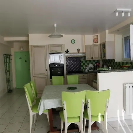 Dans Maison Individuelle Saint-Affrique