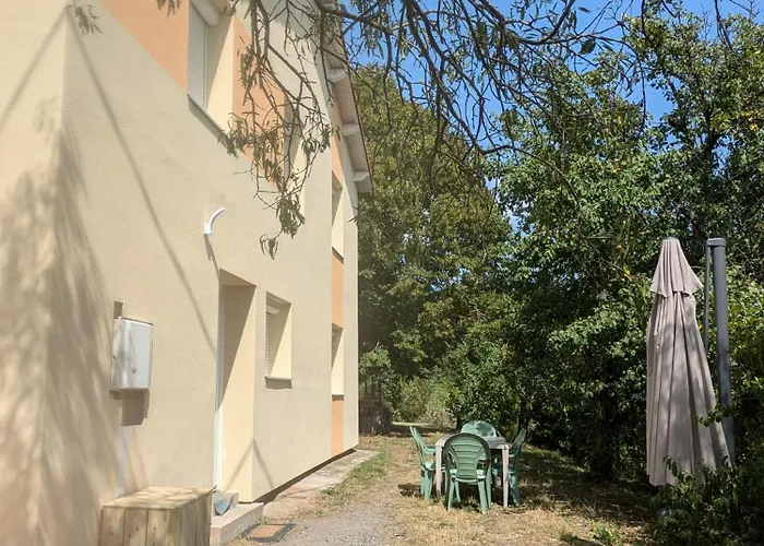 Dans Maison Individuelle Le Caylus Bas *